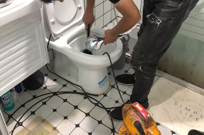 哈巴河疏通下水道